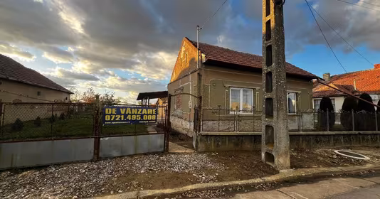 Casă Berveni