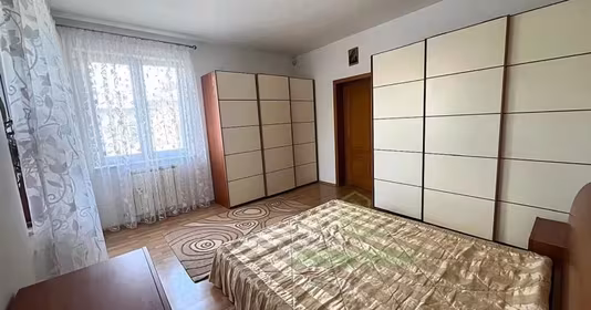 Casă Domenii