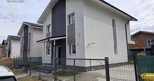 Casă Central