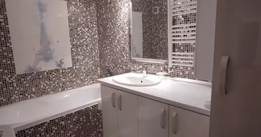 Apartament Est