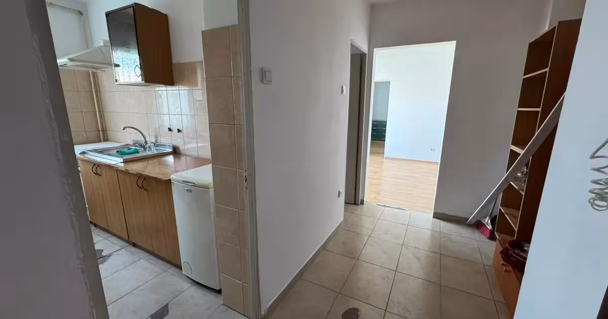 Apartament de vânzare cu 2 camere în zona Central, Bacău