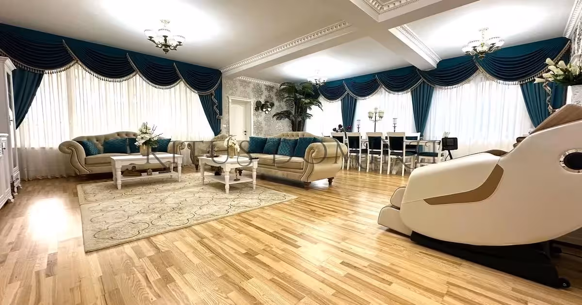 Casă de vânzare cu 8 camere în zona Dealuri Oradea, Oradea