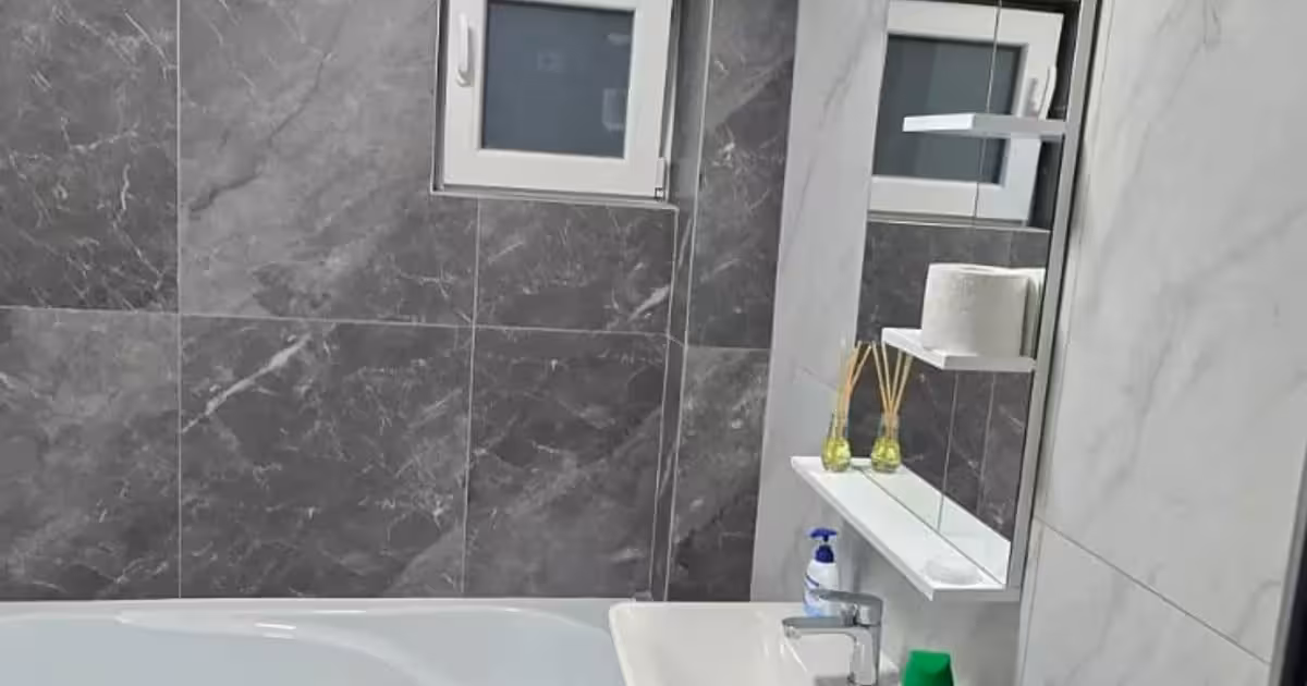 Apartament de vânzare cu 4 camere în zona Central, Botoșani