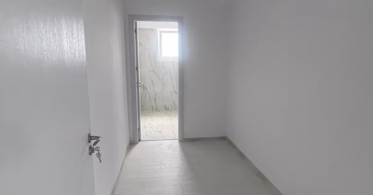 Apartament de vânzare cu 3 camere în Otopeni
