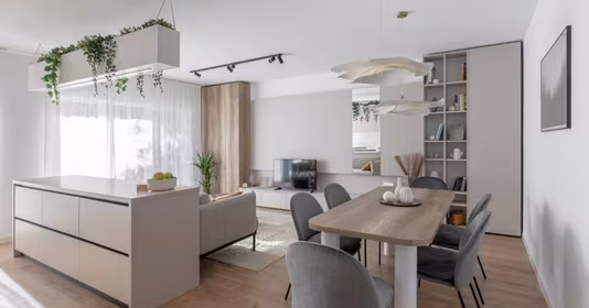 Apartament Titan