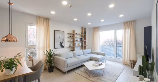 Apartament Titan
