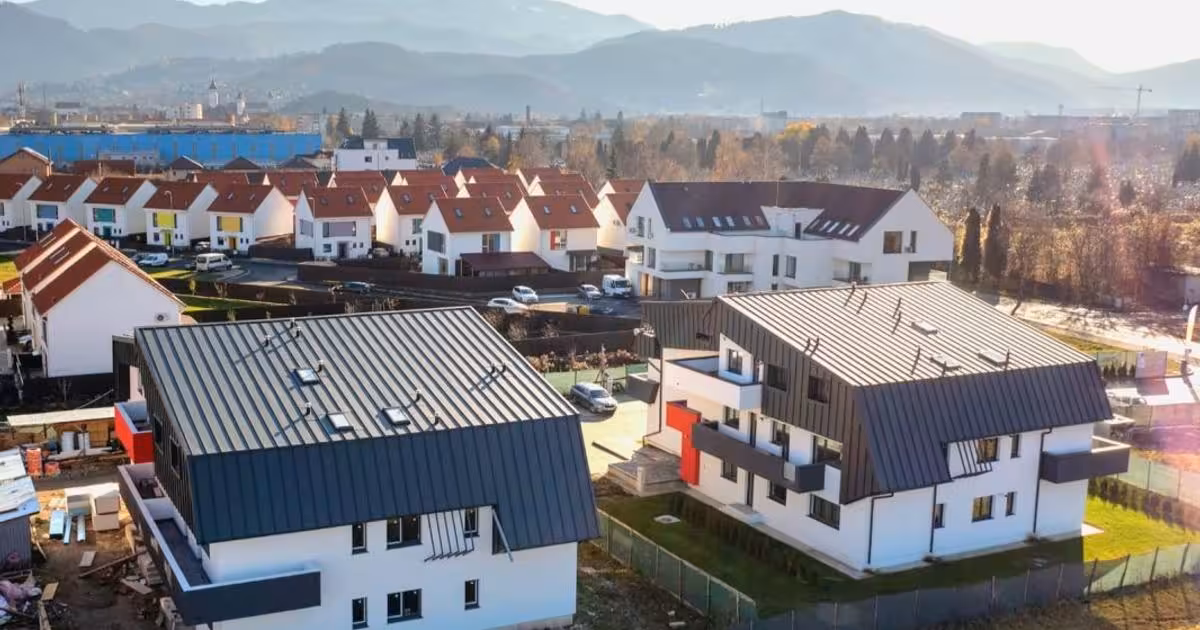 Apartament de vânzare cu 2 camere în zona Bartolomeu, Brașov