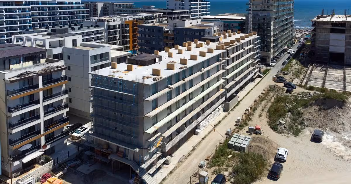 Apartament de vânzare cu 2 camere în Mamaia