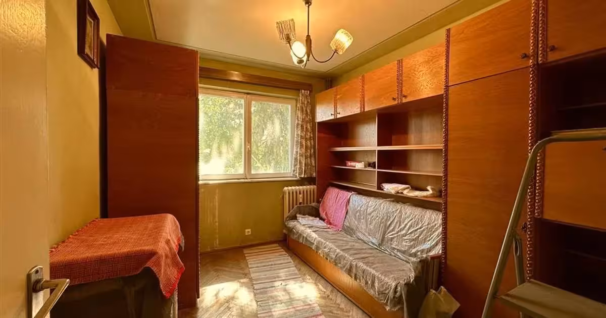 Apartament de vânzare cu 3 camere în zona 3 Insule, Arad
