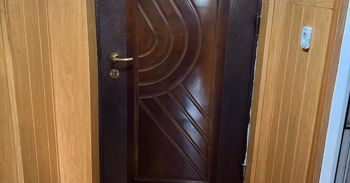 Apartament de vânzare cu 2 camere în zona Vest, Ploiești