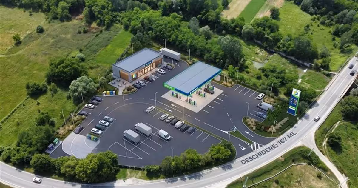 Teren Construcții intravilan de vânzare de 10176 mp, în Mihăești