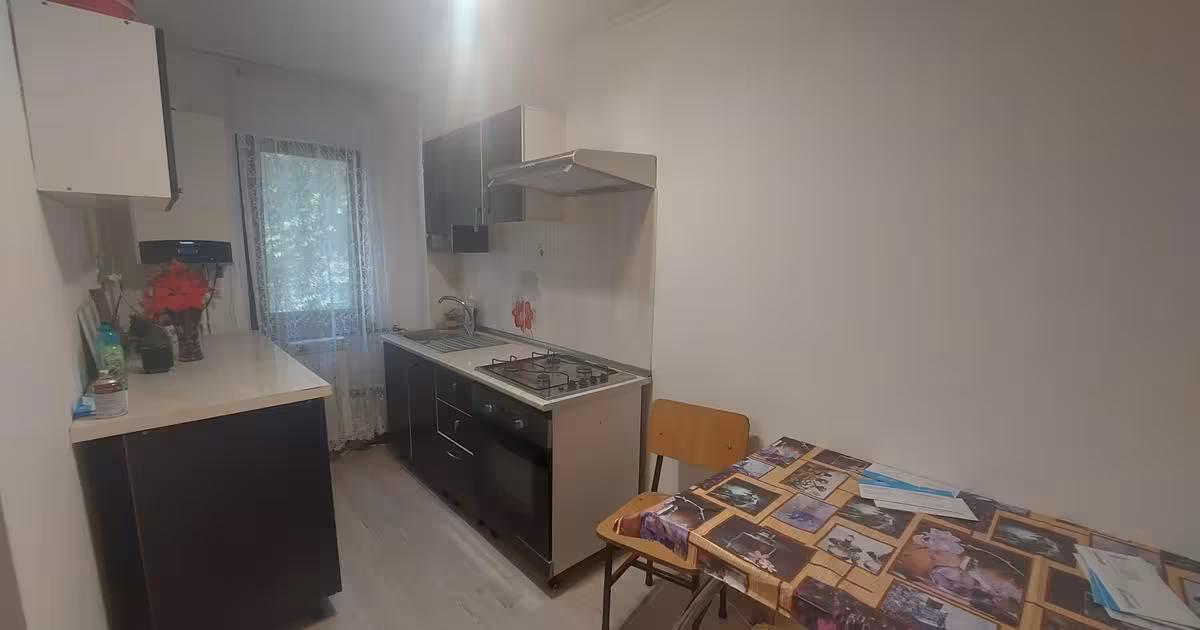 Apartament de vânzare cu 2 camere, mobilat în zona Micro 40, Galați