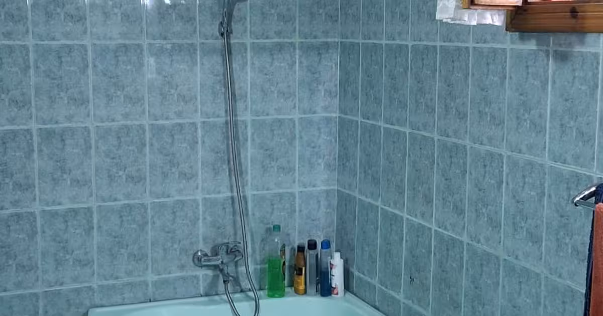 Casă de vânzare cu 4 camere în zona Gară, Focșani