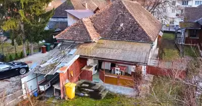 Casă Central