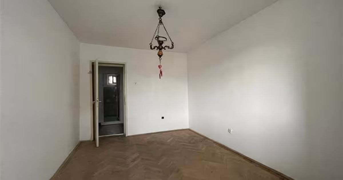 Apartament de vânzare cu 2 camere în zona Central, Tulcea