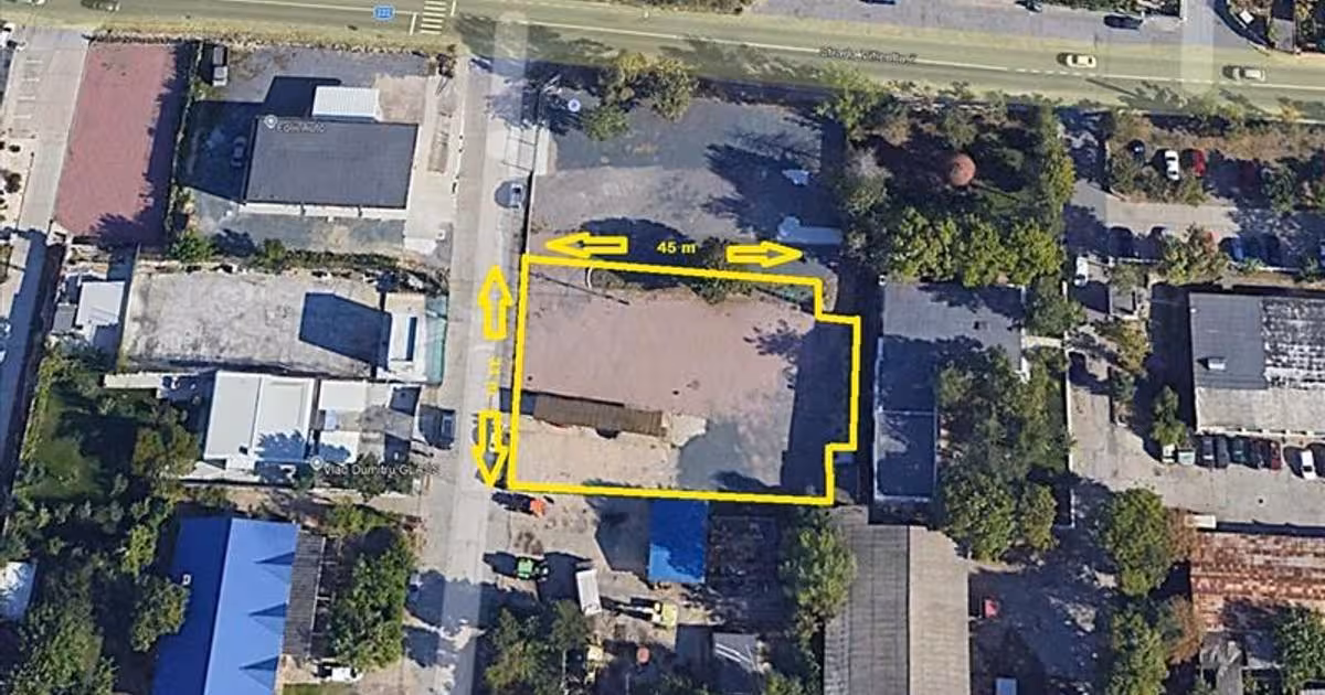 Teren Construcții intravilan de vânzare de 1360 mp, în zona Sud, Tulcea
