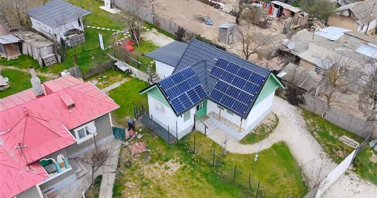 Casă individuală de vânzare cu 2 camere, mobilată în Nufăru