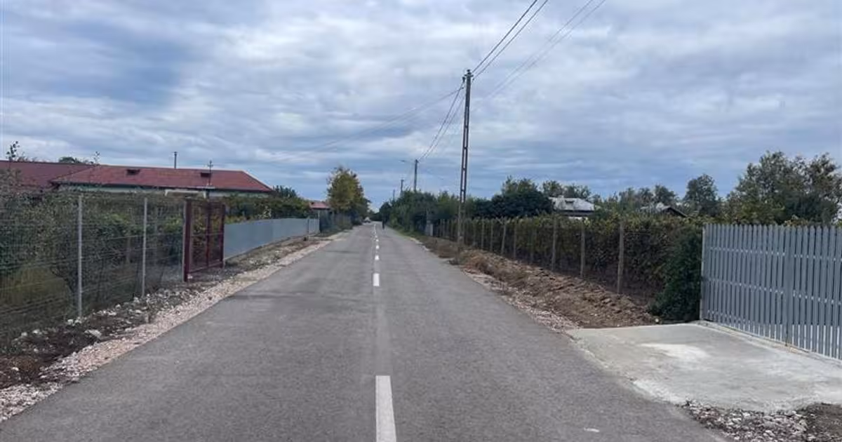 Teren Construcții intravilan de vânzare de 1000 mp, în Iazurile