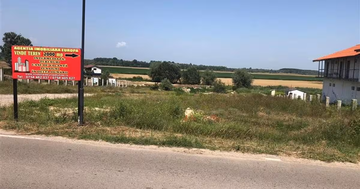 Teren Construcții intravilan de vânzare de 2000 mp, în Murighiol