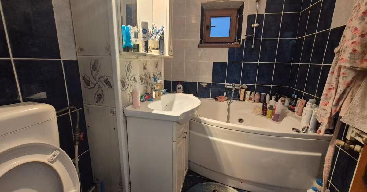 Apartament de vânzare cu 3 camere în zona Obcini, Suceava