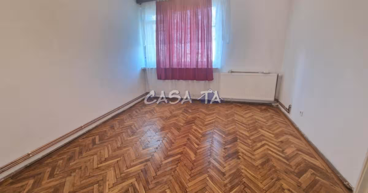 Apartament de vânzare cu 2 camere în zona Central, Târgu Jiu
