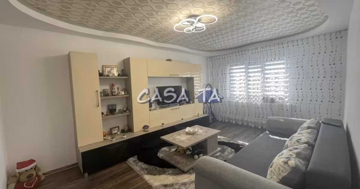 Apartament de vânzare cu 2 camere în Rovinari