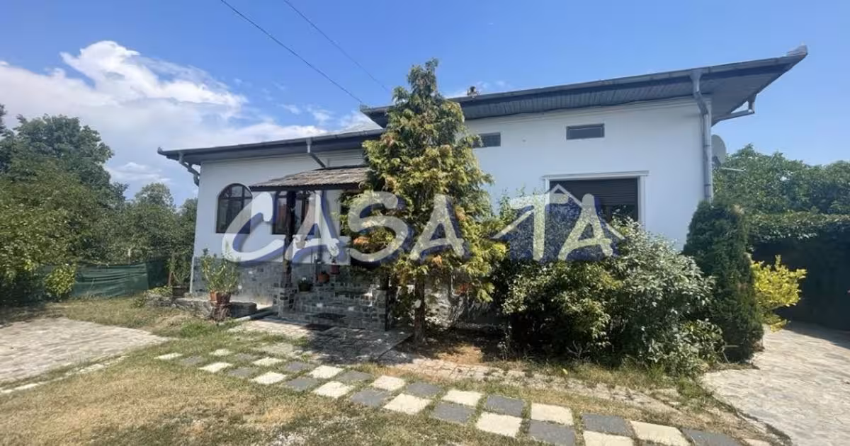 Casă individuală de vânzare cu 4 camere în Lelești