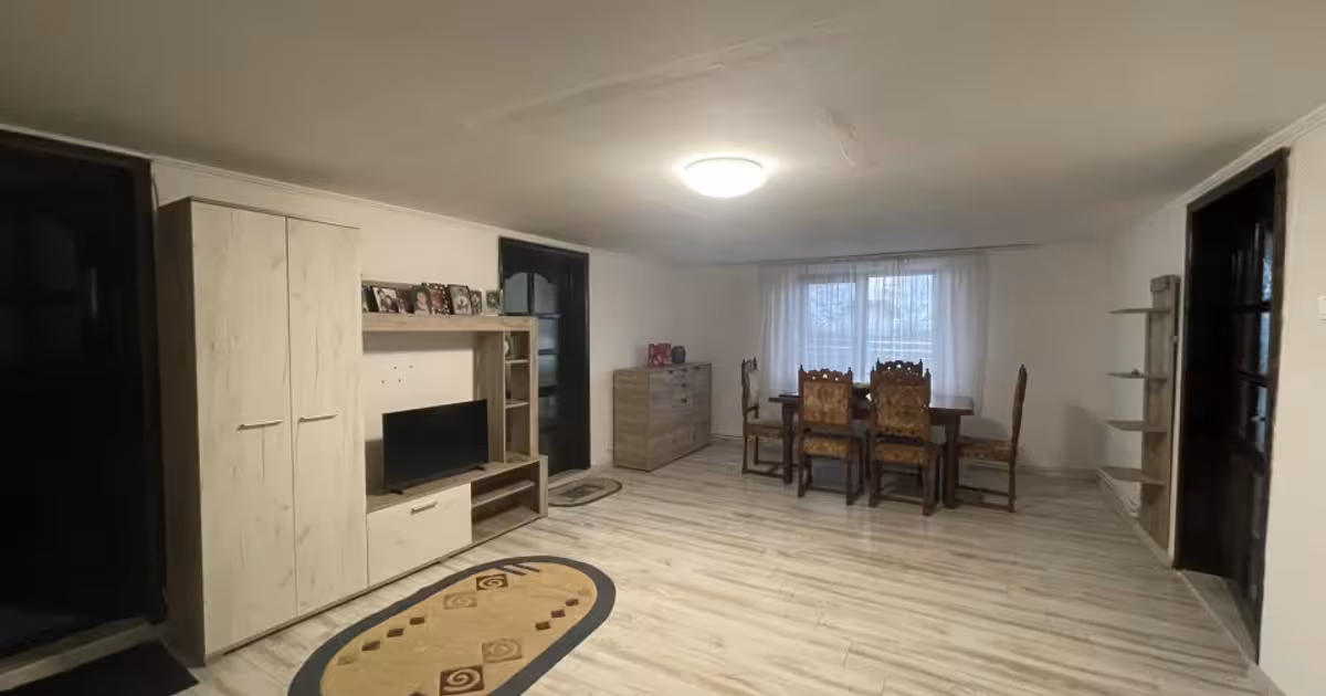 Casă individuală de vânzare cu 6 camere în Bumbești-Jiu