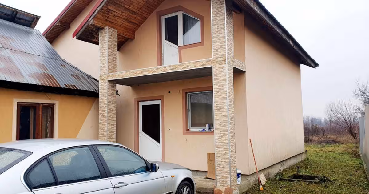 Casă individuală de vânzare cu 3 camere, mobilată în Bălești