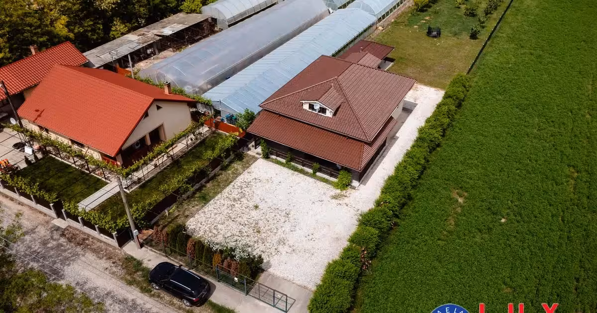 Casă individuală de vânzare cu 6 camere în Agighiol