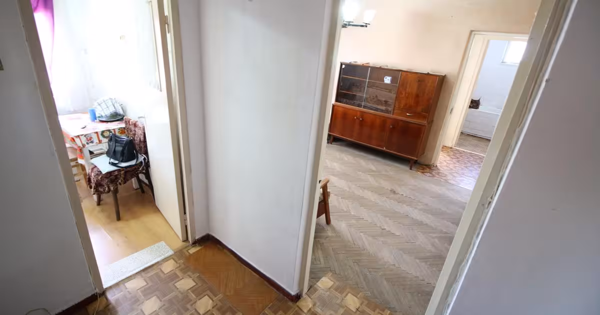 Apartament de vânzare cu 2 camere în zona Micro 40, Galați