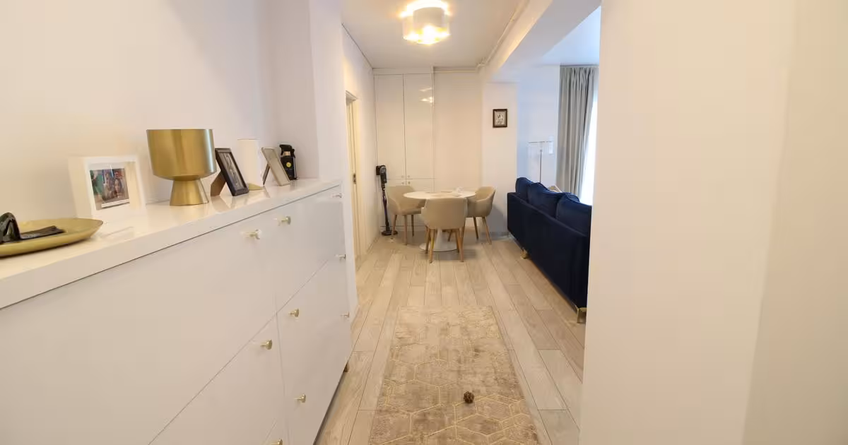Apartament de vânzare cu 2 camere în zona Faleză, Galați