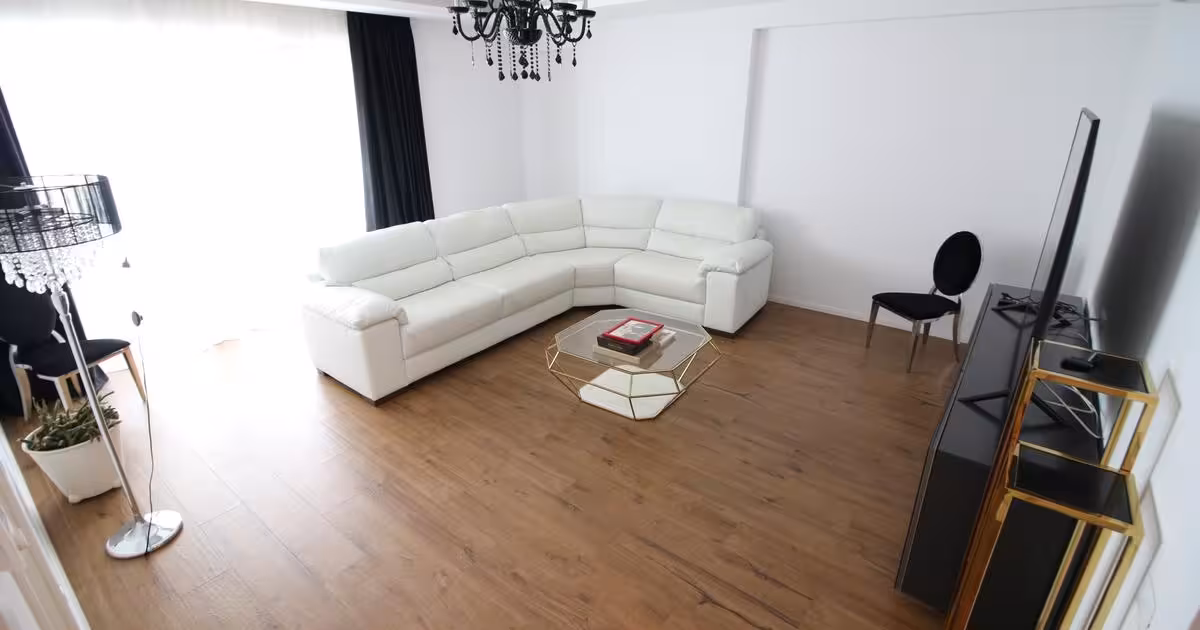 Apartament de vânzare cu 4 camere în zona Băneasa, Sector 1