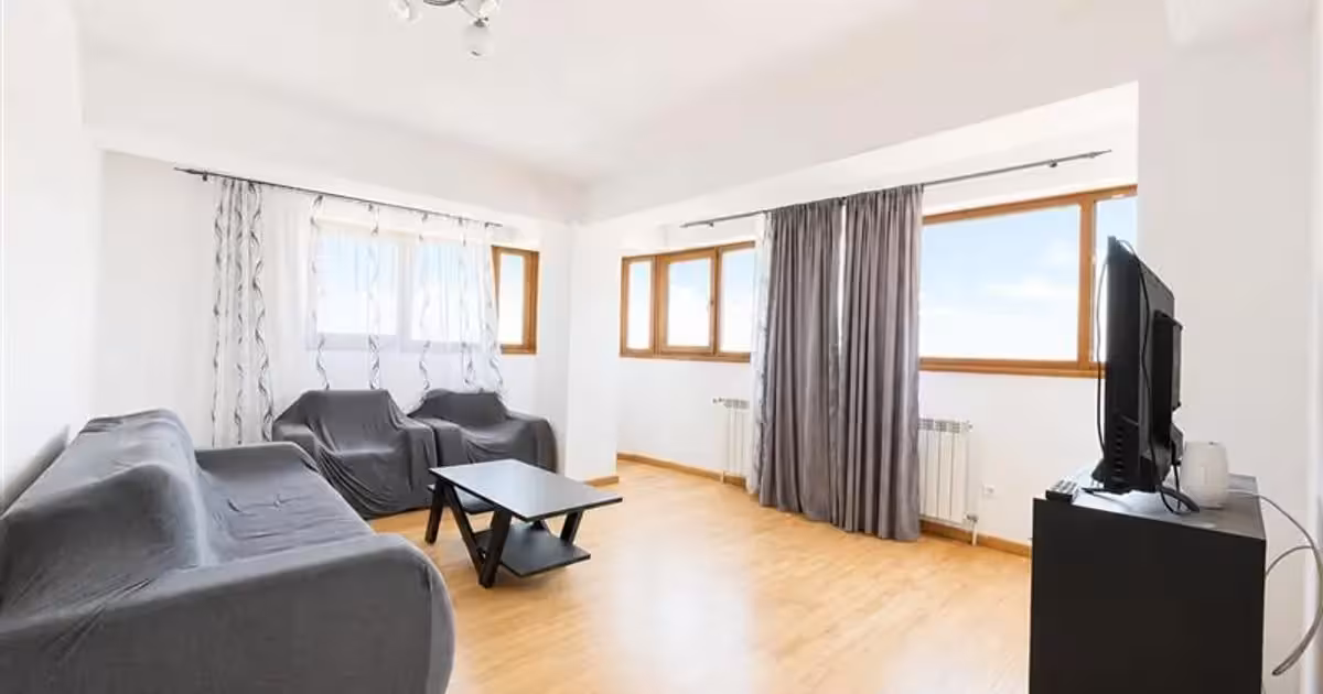 Apartament de vânzare cu 2 camere, mobilat în zona Babadag, Tulcea