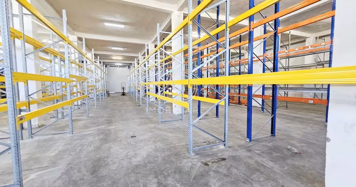 Spațiu industrial de vânzare 1466 mp în zona 1 Mai, Târgu Jiu