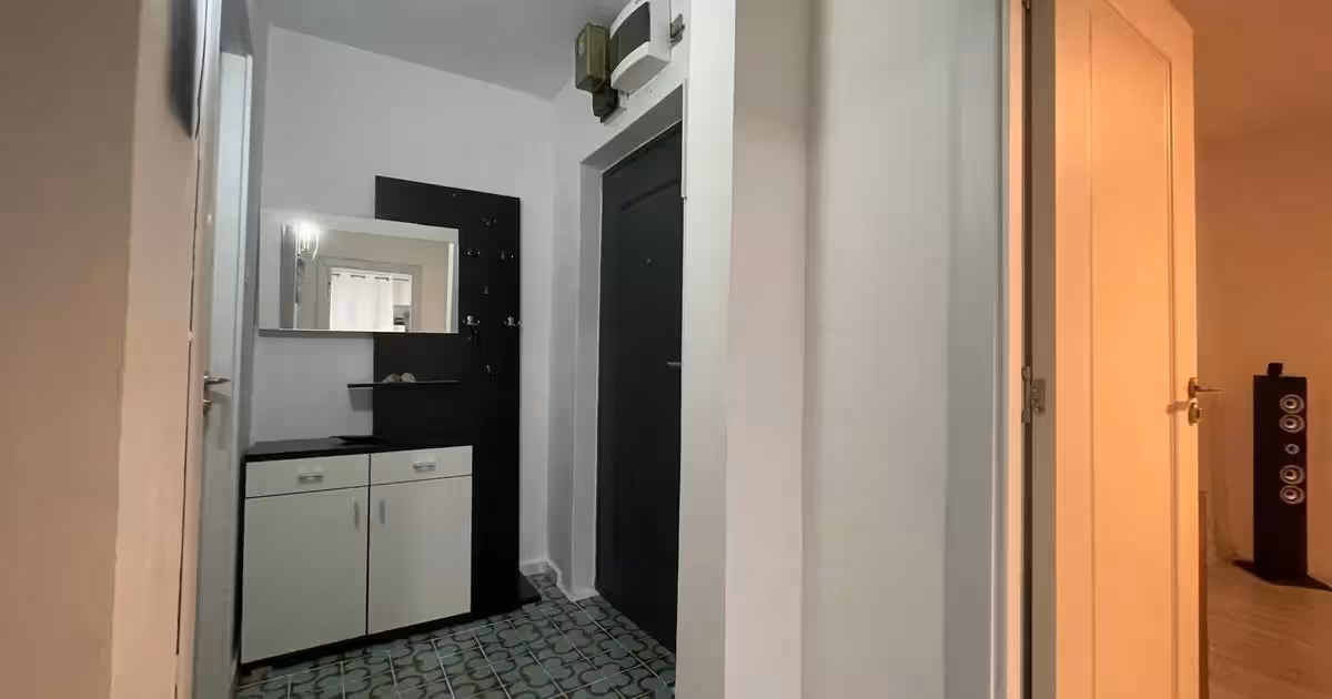 Apartament de vânzare cu 3 camere în zona ICIL, Constanța
