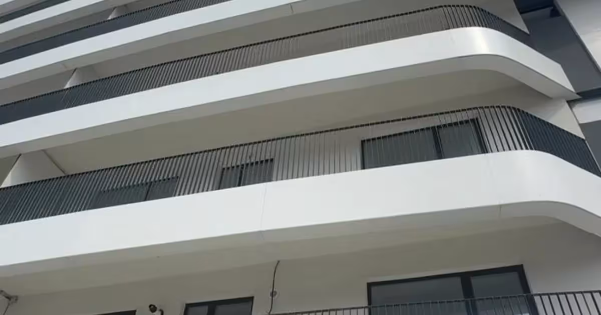Apartament de vânzare cu 2 camere în zona Tomis Nord, Constanța