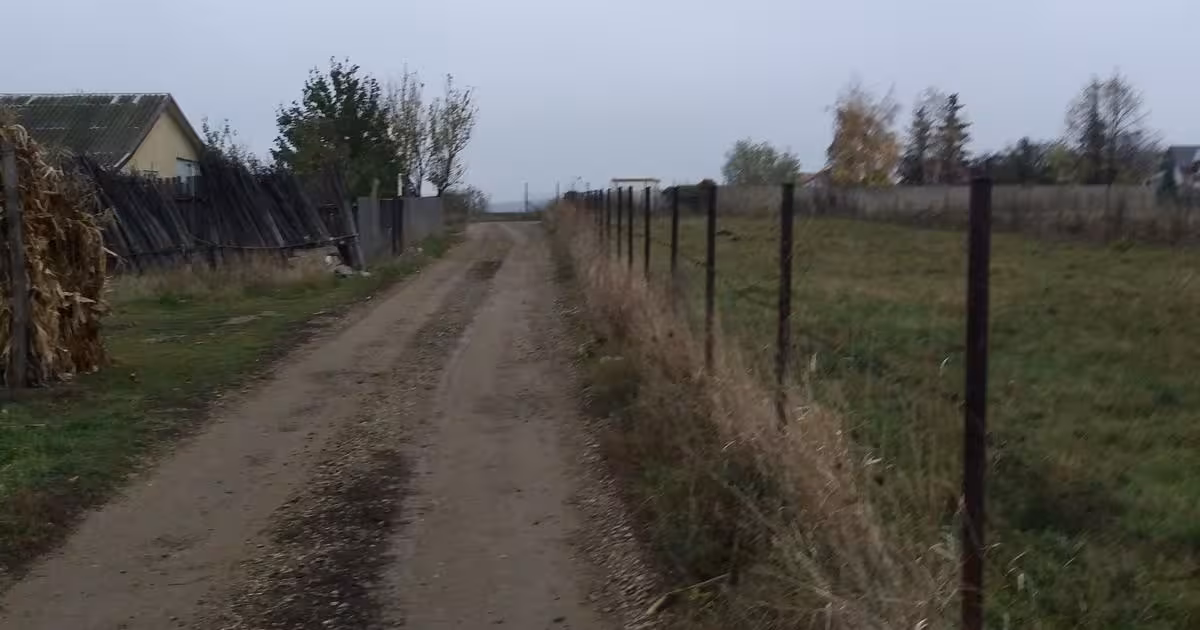 Teren Construcții extravilan de vânzare de 3400 mp, în zona Sud, Botoșani