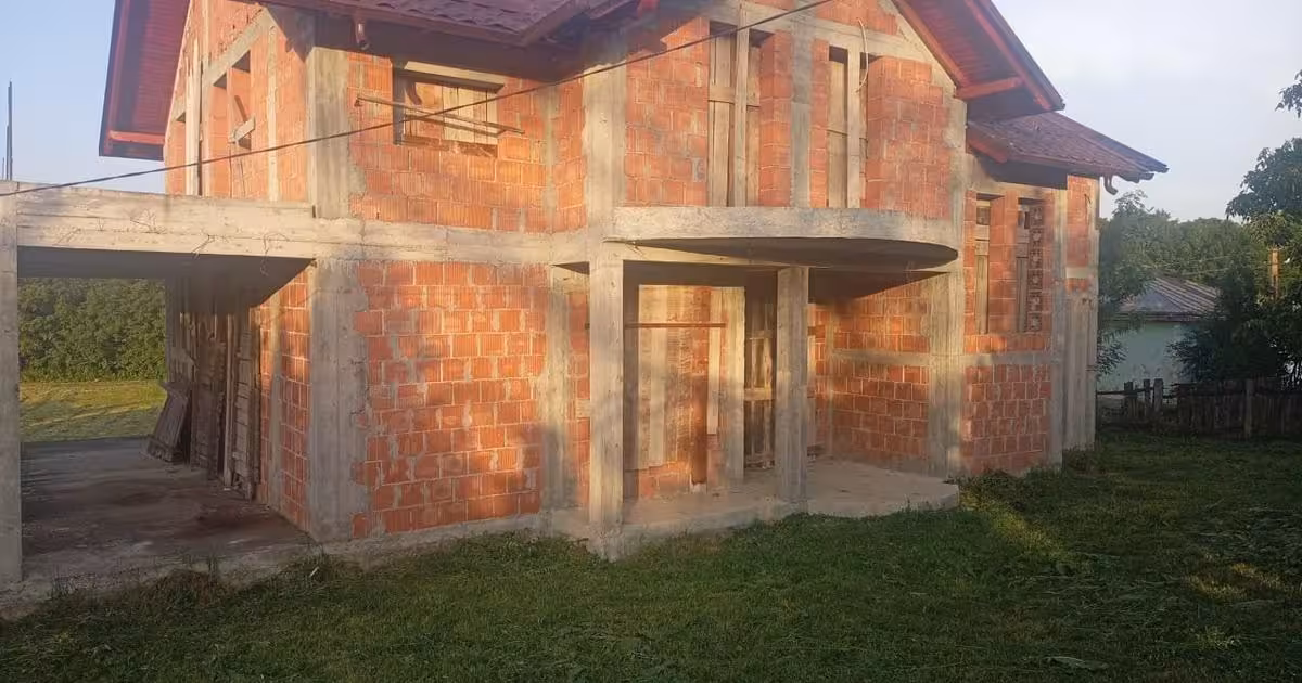 Duplex de vânzare cu 5 camere în zona Central, Botoșani