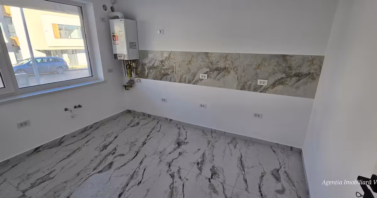 Casă de vânzare cu 4 camere în zona Central, Botoșani