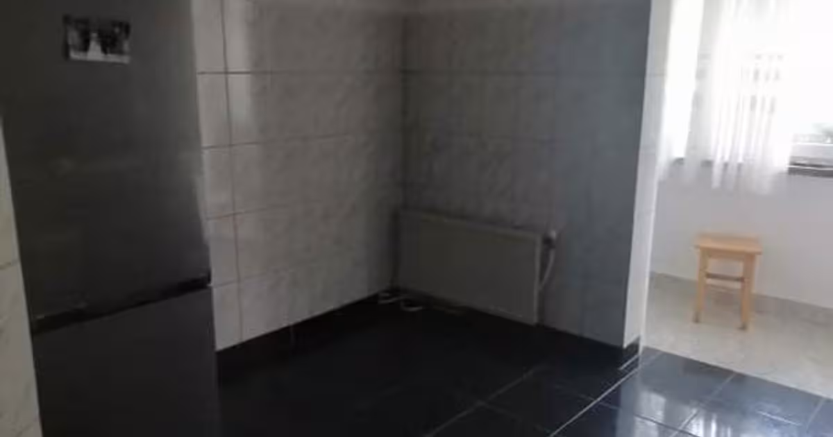 Apartament de vânzare cu 2 camere în zona Central, Botoșani