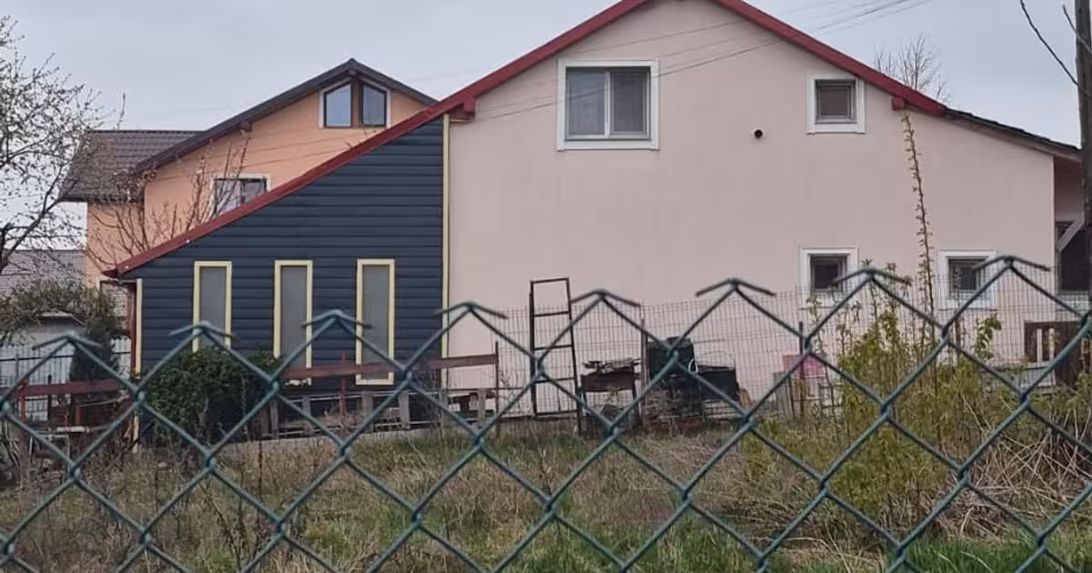 Casă individuală de vânzare cu 5 camere în zona Central, Botoșani