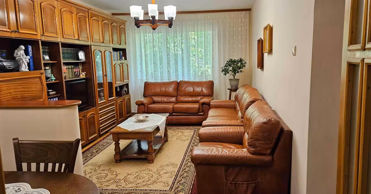 Apartament de vânzare cu 4 camere în zona Central, Botoșani