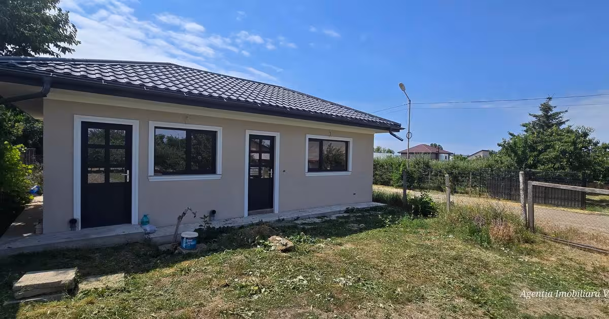 Casă individuală de vânzare cu 6 camere în zona Central, Botoșani