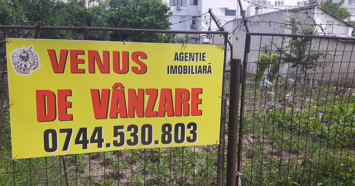 Teren Construcții intravilan de vânzare de 5600 mp, în zona Central, Botoșani