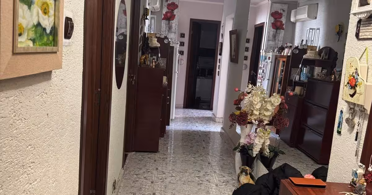 Apartament de vânzare cu 4 camere în zona Central, Botoșani