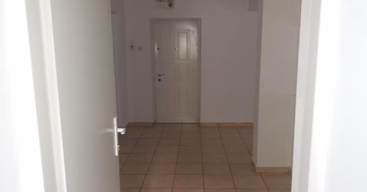 Apartament de vânzare cu 3 camere în zona Central, Botoșani