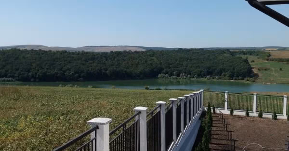 Teren Construcții intravilan de vânzare de 692 mp, în zona Sud, Botoșani