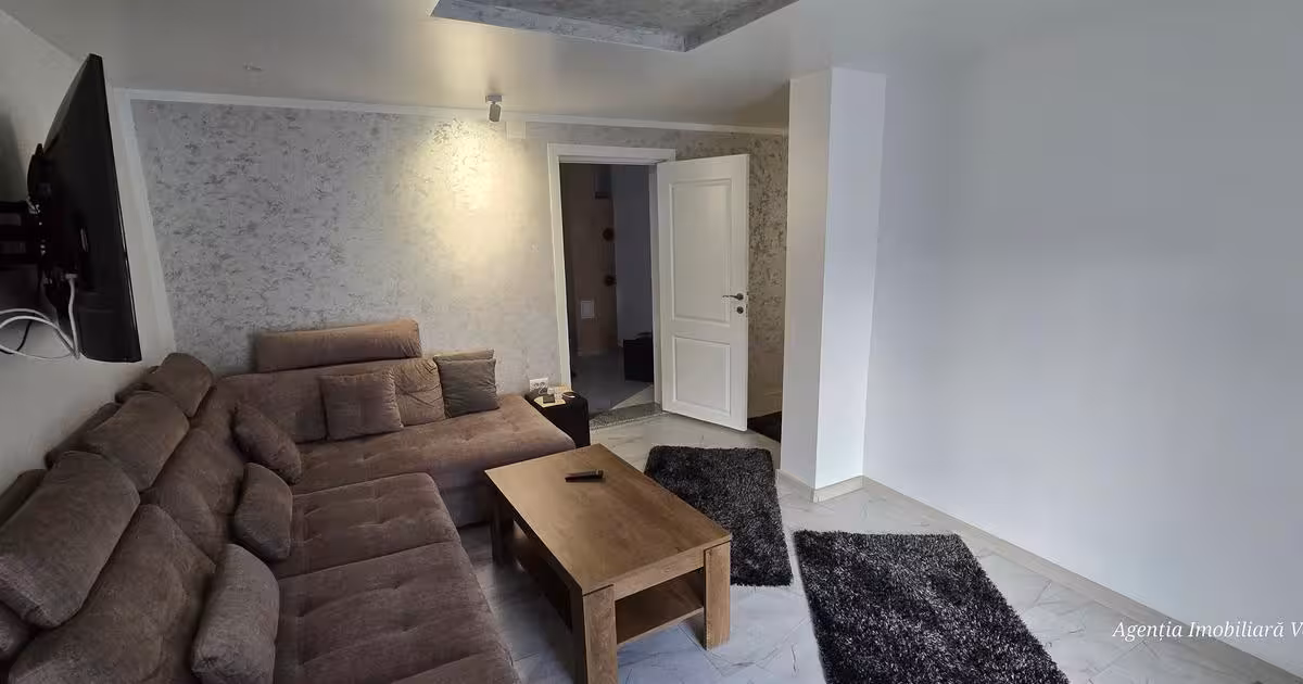 Casă individuală de vânzare cu 4 camere în zona Central, Botoșani