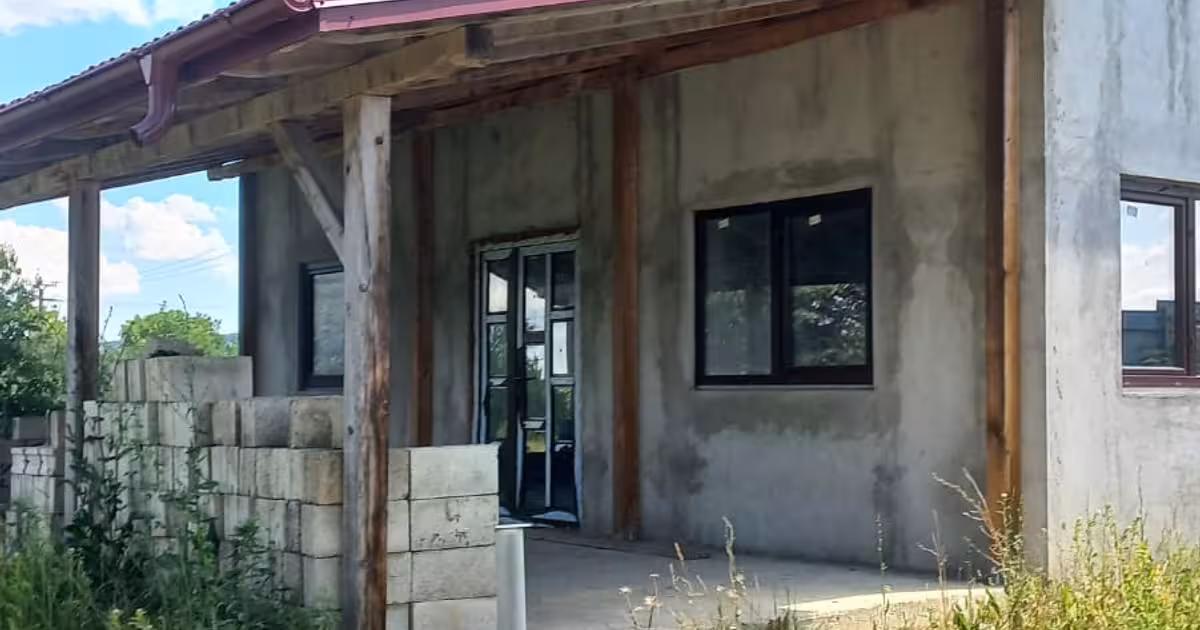 Casă individuală de vânzare cu 4 camere în Vorona